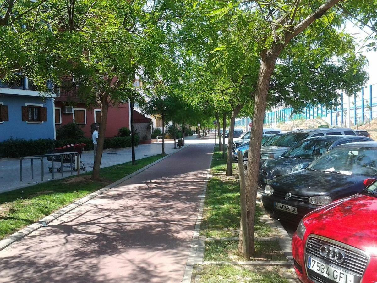 Valencia, Ideally Located 3Bed-2Bath Apart.Few Mints Walk From Beach,Pool,Shop. Port Saplaya Exterior photo