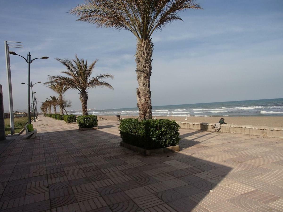 Valencia, Ideally Located 3Bed-2Bath Apart.Few Mints Walk From Beach,Pool,Shop. Port Saplaya Exterior photo