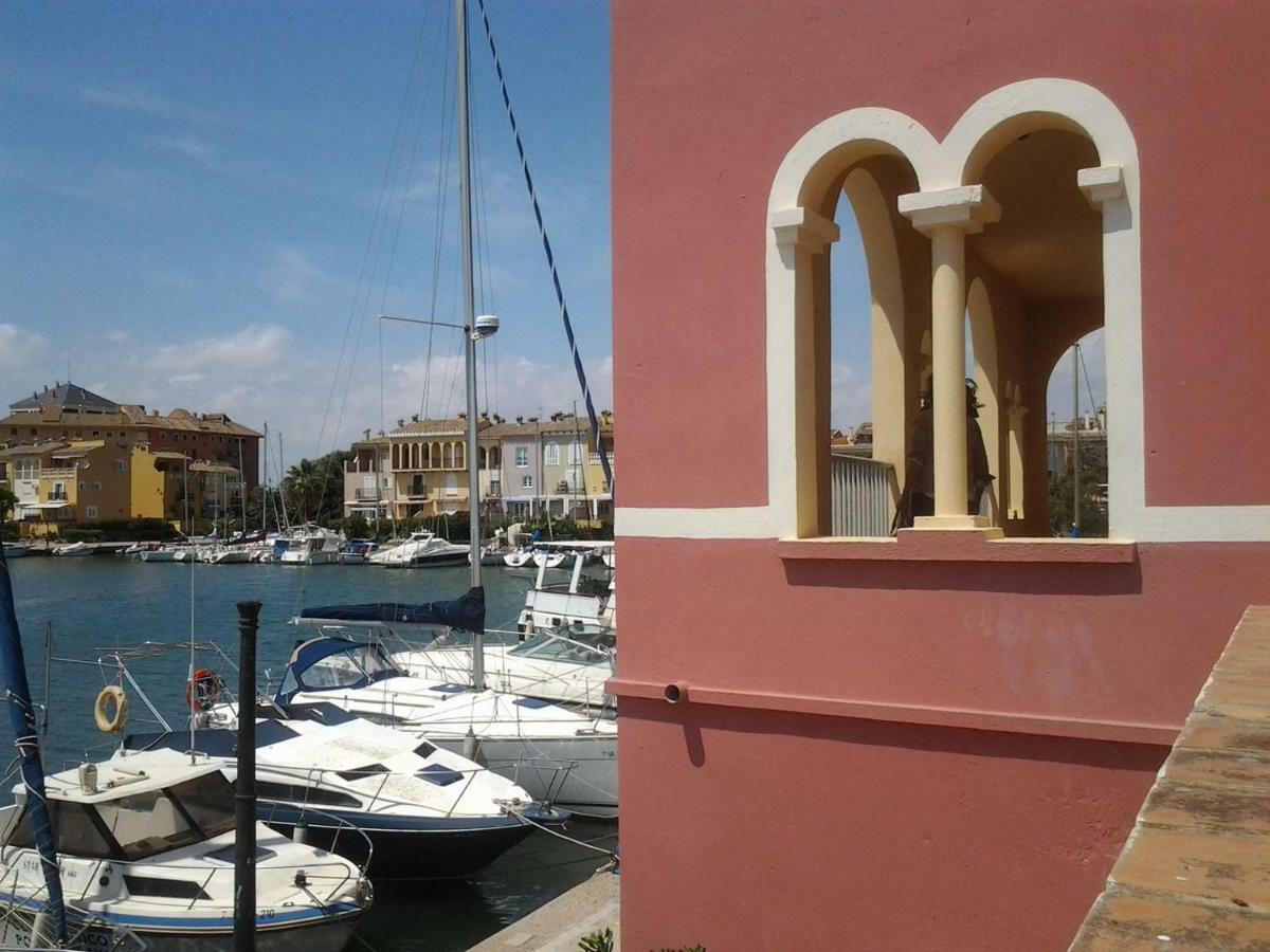 Valencia, Ideally Located 3Bed-2Bath Apart.Few Mints Walk From Beach,Pool,Shop. Port Saplaya Exterior photo